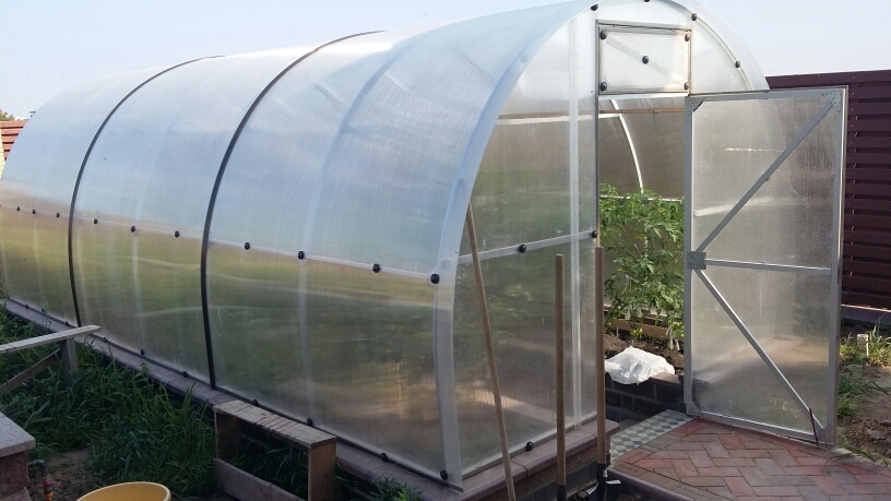 Купить арочную теплицу из поликарбоната