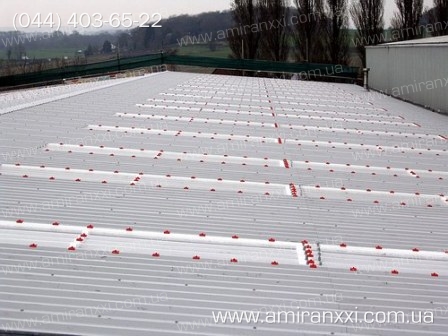 Применение поликарбоната в строительстве. Накрытие крыши поликарбонатом.