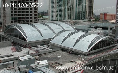 Применение поликарбоната в строительстве. Накрытие крыши поликарбонатом.