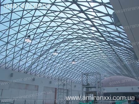 Применение монолитного поликарбоната в строительстве. Накрытие крыши поликарбонатом.