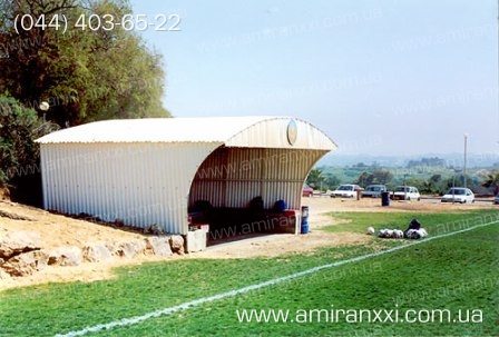 Применение профилированого поликарбоната в строительстве. Ангар из поликарбоната.