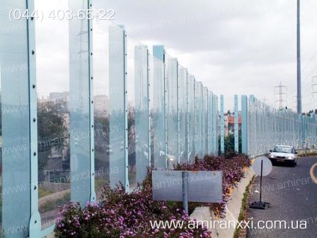 Применение монолитного поликарбоната в строительстве. Шумозащита из поликарбоната.