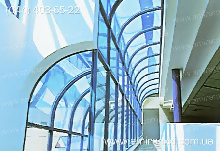 Применение монолитного поликарбоната в строительстве. Переход из поликарбоната.