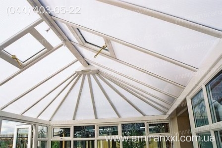 Применение монолитного поликарбоната в строительстве. Зенитные фонари из поликарбоната.