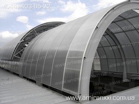 Применение поликарбоната в строительстве. Сотовый поликарбонат. Переход. Накрытие.