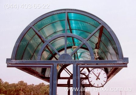 Применение монолитный поликарбоната в строительстве. Остановка из поликарбоната.