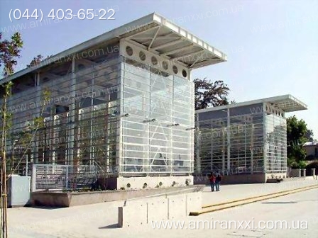 Применение монолитный поликарбоната в строительстве. Оранжерея из поликарбоната.