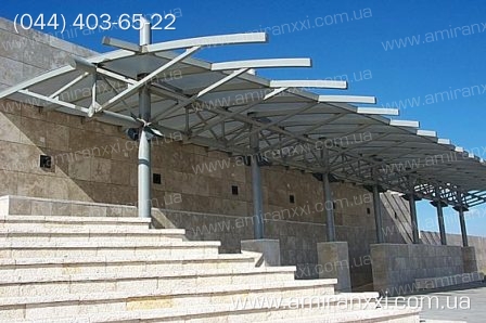 Применение монолитный поликарбоната в строительстве. Навес из поликарбоната.