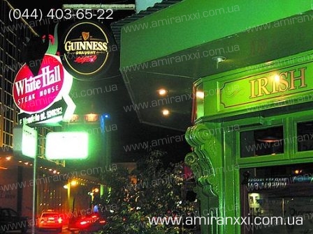 Применение монолитный поликарбоната в строительстве. Поликарбонат в рекламе.