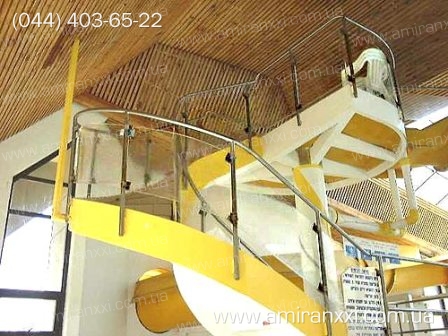 Применение монолитный поликарбоната в строительстве. Перила из поликарбоната.