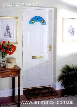 Применение монолитный поликарбоната в строительстве. Двери из поликарбоната.